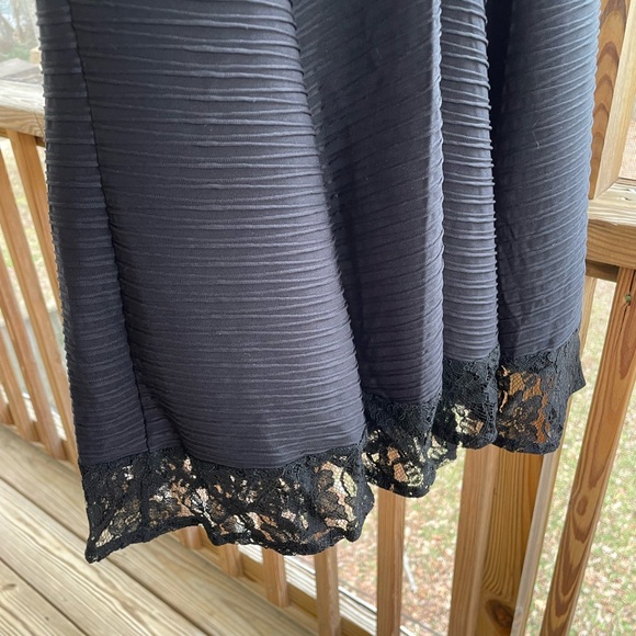 Black dress brand new with tags - Picture 5 of 6